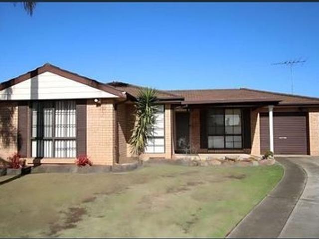 Charming Family Home in a Peaceful Cul de Sac