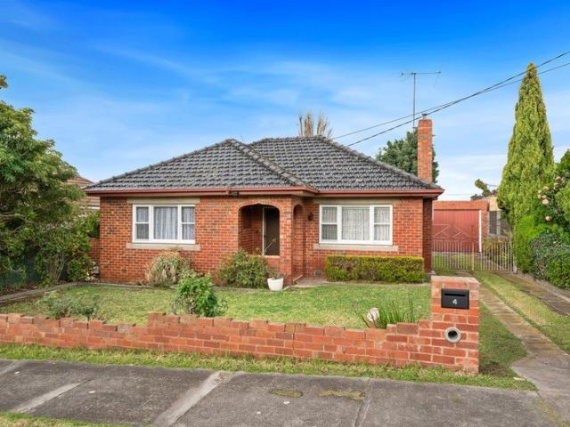 Charming Family Home in a Premier Aberfeldie Location