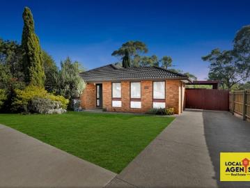 Charming Family Home in a Prime Hoppers Crossing Location !