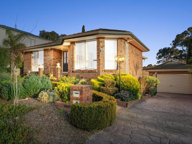 Charming Family Home in a Quiet Forest Hill Location