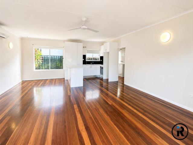 Charming Family Home in a Quiet Southport Location