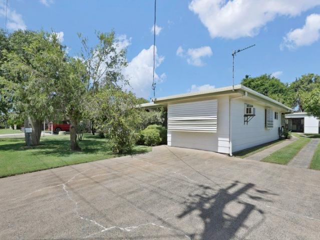 CHARMING FAMILY HOME MOVE IN READY!