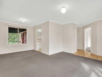 Charming Family Home in Convenient Mount Barker Location