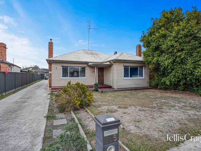 Charming family home in convenient Sebastopol location