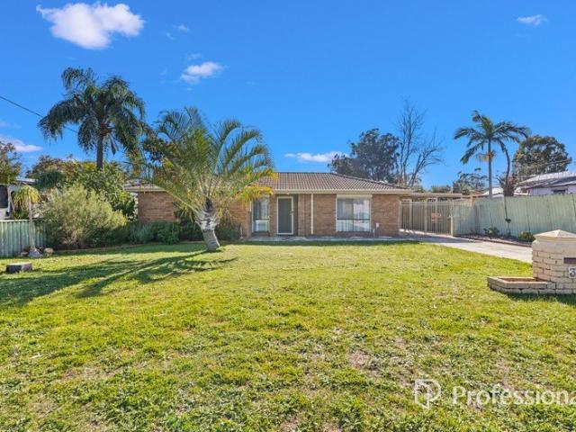 CHARMING FAMILY HOME IN CUL DE SAC