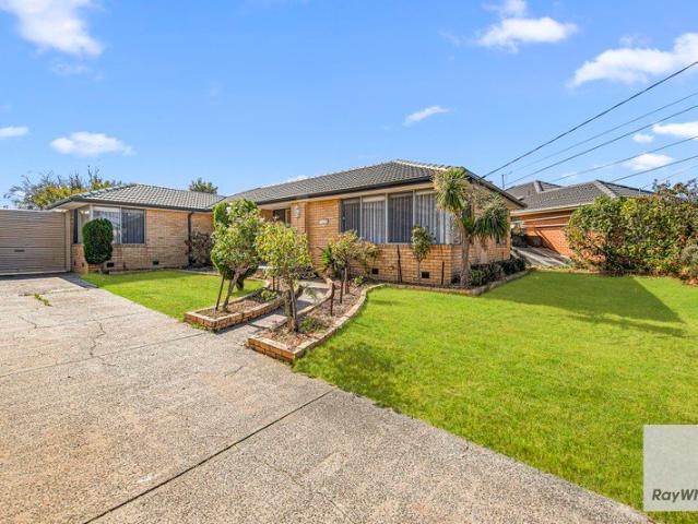Charming Family Home in Gladstone Park