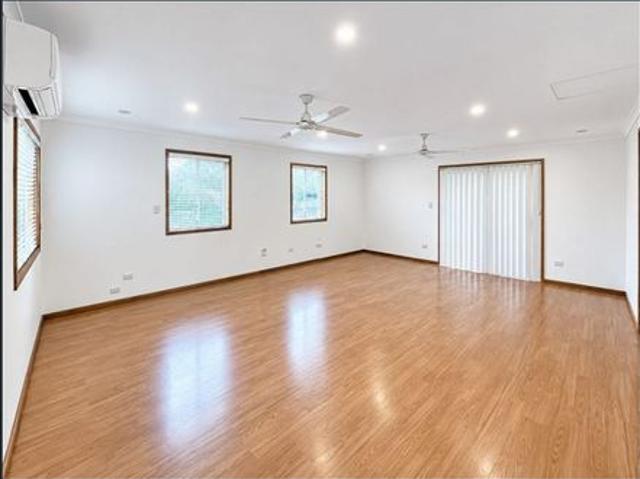 Charming Family Home in Lakeside Balcolyn