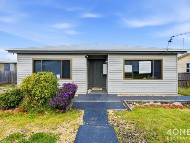 Charming Family Home in Montrose