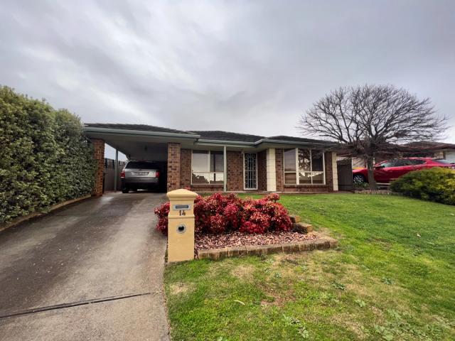 Charming Family Home In Morphett Vale