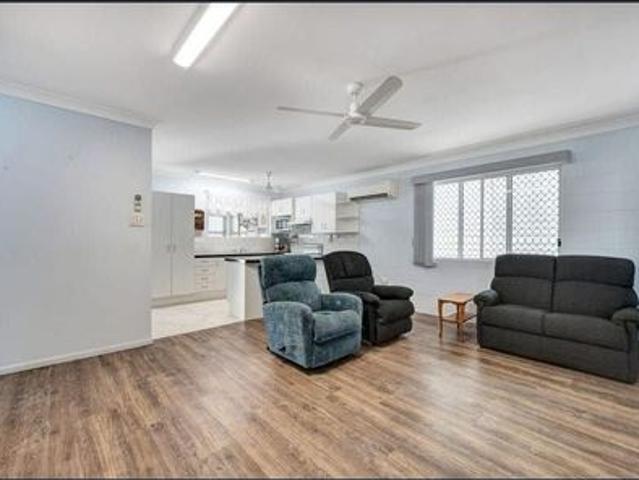 Charming Family Home in Mount Lousia