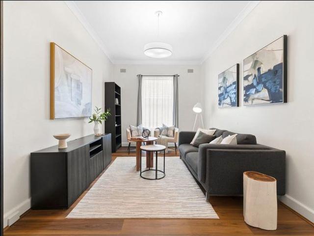 Charming Family Home in Prime Enfield Location!