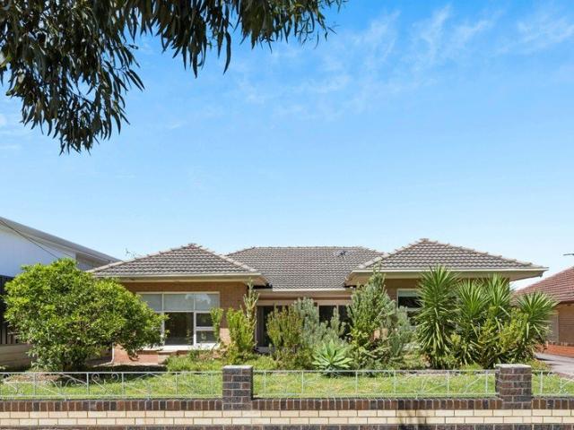 Charming Family Home in Quiet Rostrevor Pocket