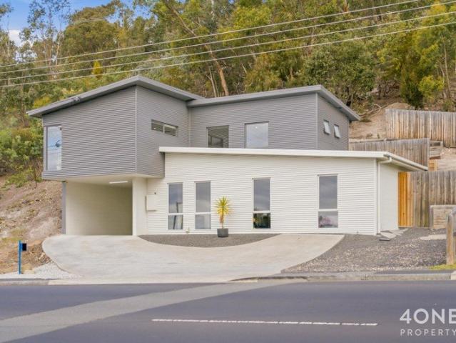 Charming Family Home in Rosetta Oasis