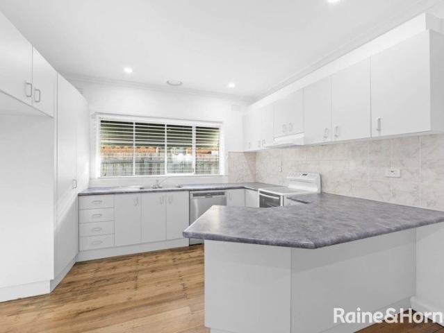 Charming Family Home in St Albans 30 James Street
