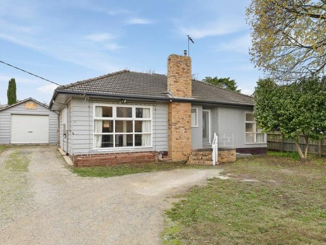 Charming Family Haven in Kilsyth
