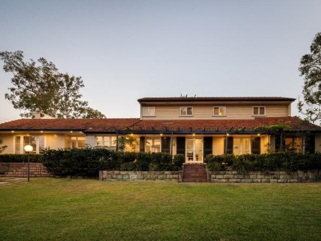 Charming family haven on 1,196sqm parkside block