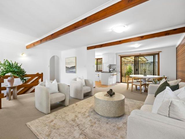 Charming Family Living in a Superb Lifestyle Location in the Kelvin Grove State College Catchment!