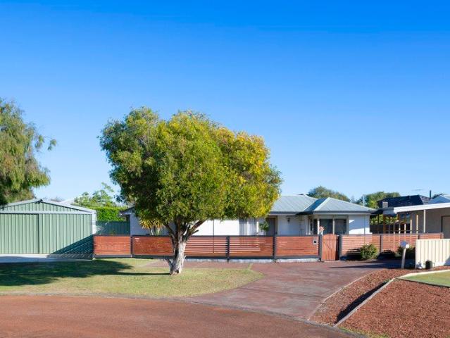 Charming Family Living in Quiet Location