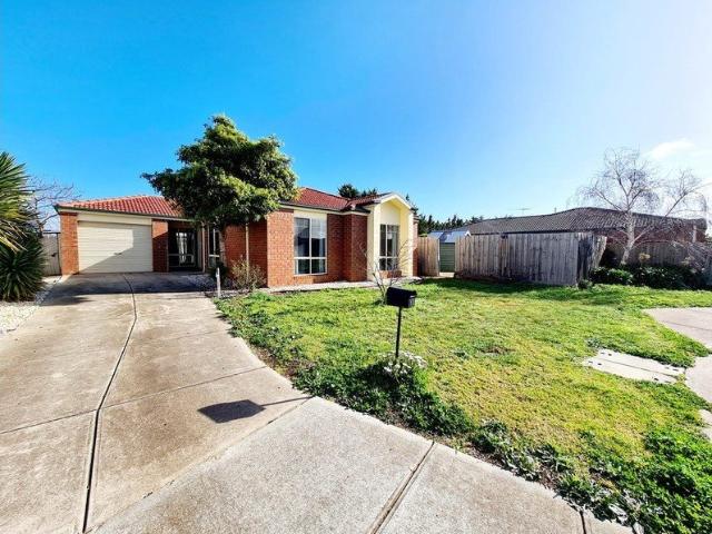 Charming Family Living in the Heart of Hoppers Crossing!