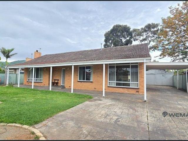 Charming Family Living in the Heart of Parafield Gardens!