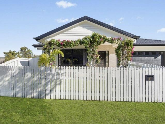 CHARMING FAMILY RESIDENCE ON 503M2 CORNER BLOCK WITH 13KW SOLAR, EV CHARGING AND 261M2 UNDER ROOF