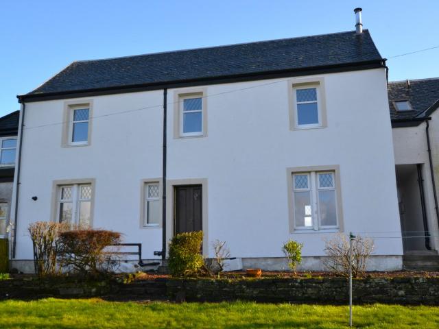 Charming Farmhouse for Rent Near East Kilbride Rent £1200 / month