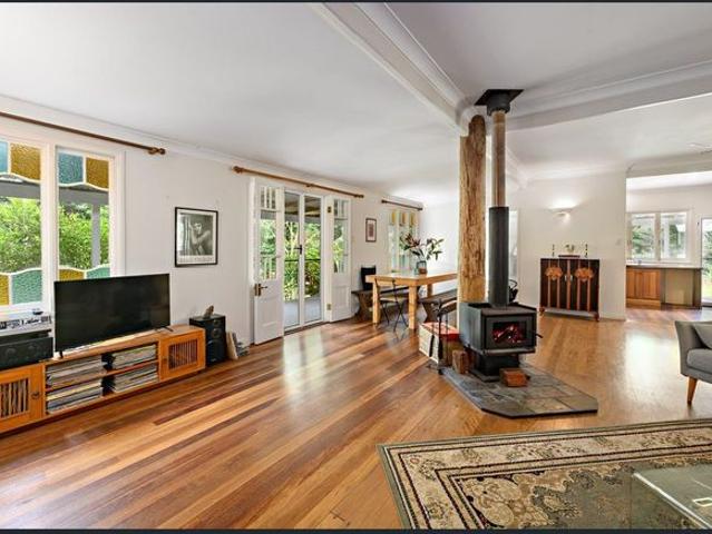 Charming Federation Home | Fully Off Grid | 10 Minutes to Mullumbimby