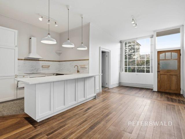 Charming Federation Home in a Walk to Everything Location