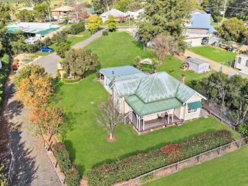 Charming Federation Home on Expansive Block