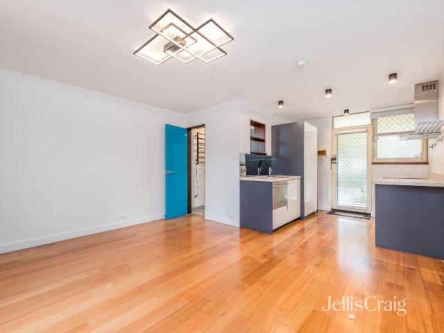 Charming Fitzroy Apartment