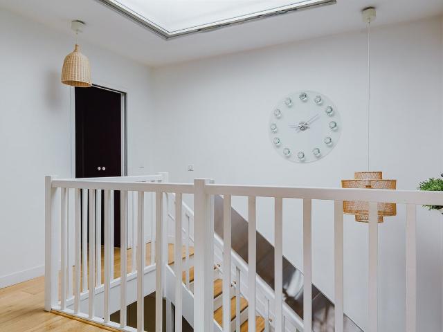 Charming Four Bedroom Apartment in Le Marais, Paris Amsterdam Apartments for Rent