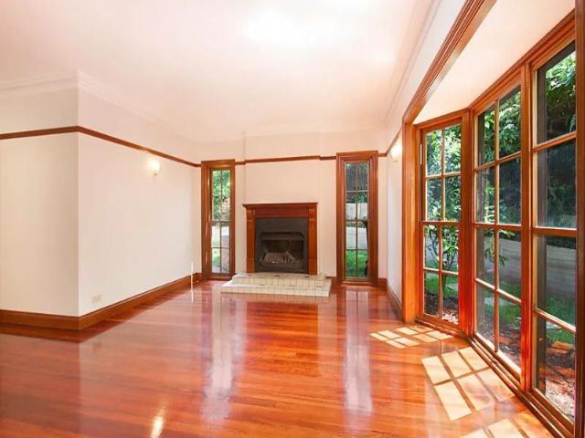 Charming Four Bedroom Family Home with Double Garage in a Peaceful North Shore Setting