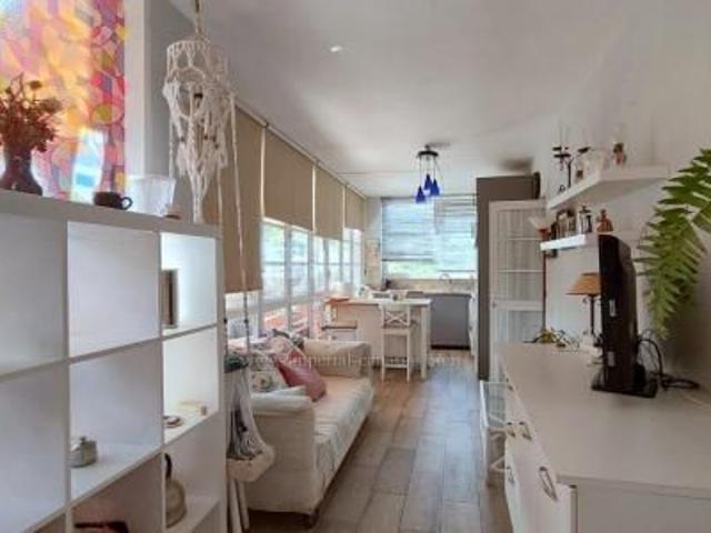 Charming flat available for long term rent in Playa Jardín, Puerto de La Cruz. Fully equipped, with several terraces. A little slice of paradise