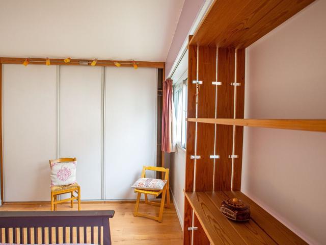Charming flat in a quiet Courtyard, Paris Amsterdam Apartments for Rent