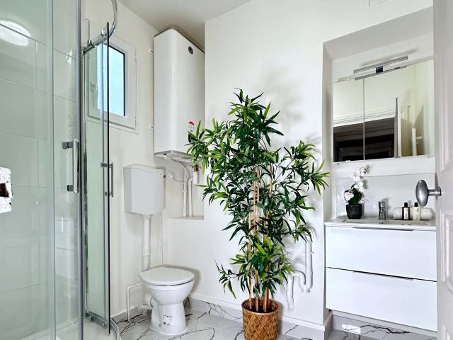 Charming Flat in La Villette