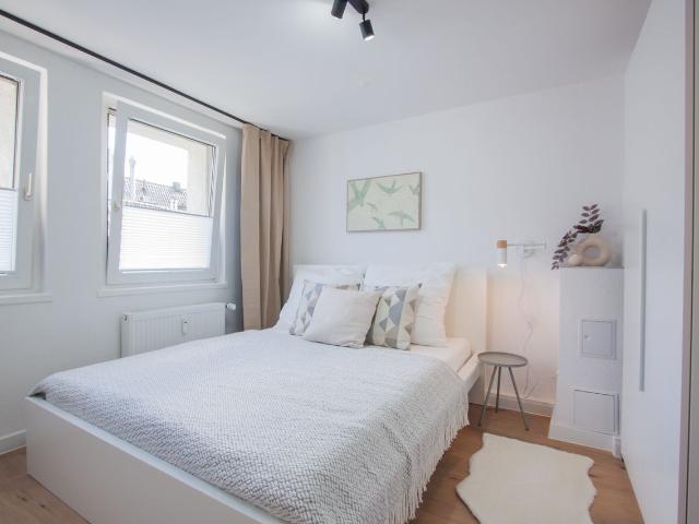 Charming flat in the heart of Neuss*, Neuss Amsterdam Apartments for Rent