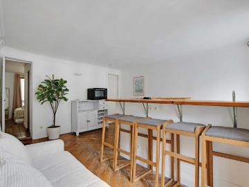 Charming flat Pigalle