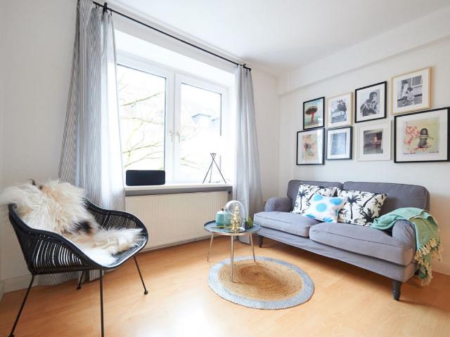 Charming flat with balcony in Dusseldorf Oberbilk, Dusseldorf Amsterdam Apartments for Rent