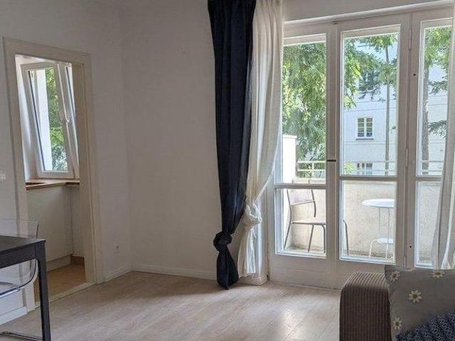 Charming & Fully Equipped 2 Room Apartment