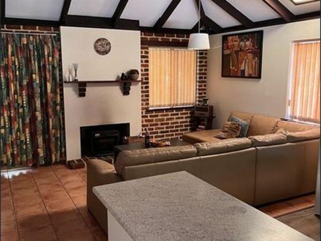 Charming Fully Furnished 2 Bedroom Cottage + Annexe in Dunsborough