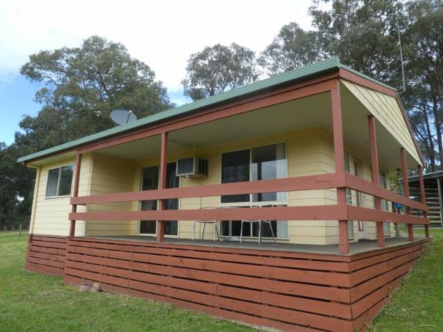 CHARMING FULLY FURNISHED 2 BEDROOM COTTAGE IN PEACEFUL RURAL SETTING