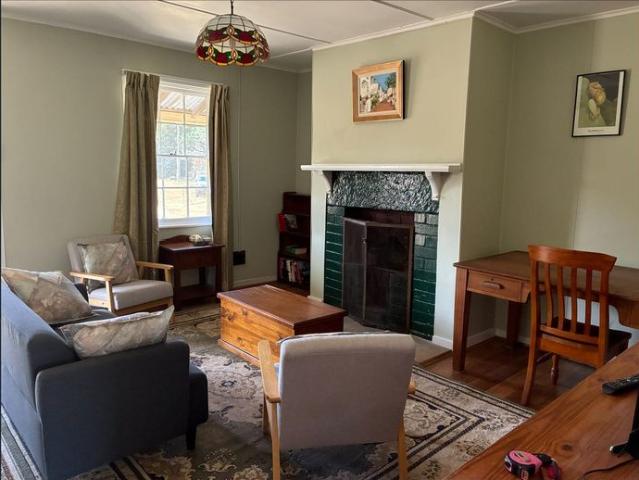 Charming Fully Furnished Cottage in Peaceful Bowenfels