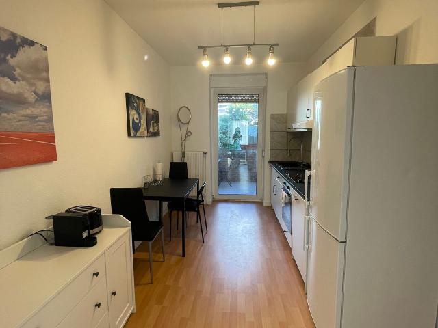 Charming fully furnished apartment in Frankfurt, Frankfurt Amsterdam Apartments for Rent