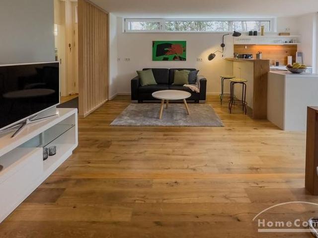 Charming Fully Furnished Ground Floor Apartment with Terrace and Private Garden