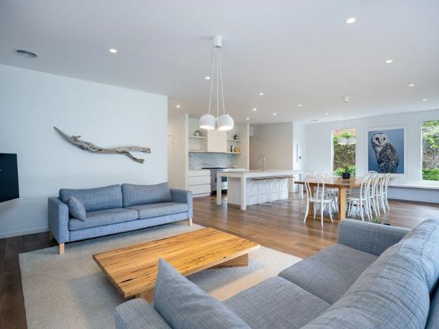 Charming Fully Furnished Sorrento Home | 5 Month Lease