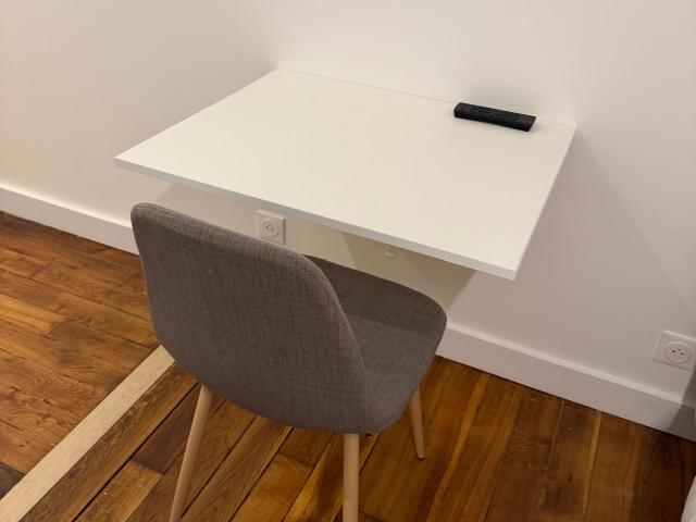 Charming fully renovated and fully equipped studio apartment, Paris Amsterdam Apartments for Rent