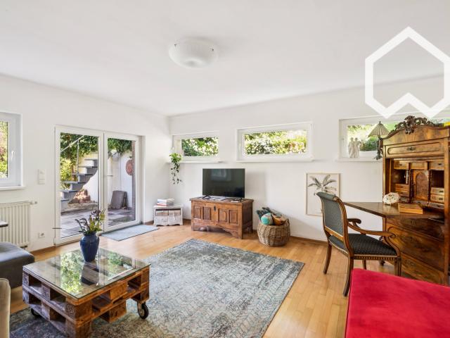 Charming, furnished 3.5 room garden apartment for rent in Lichterfelde West