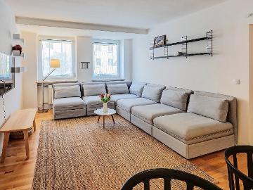 Charming, furnished 3 bedroom apartment near the Isar River available