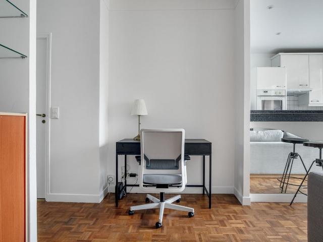 Charming Furnished 1 Bedroom in Paris' Passy, Paris Amsterdam Apartments for Rent
