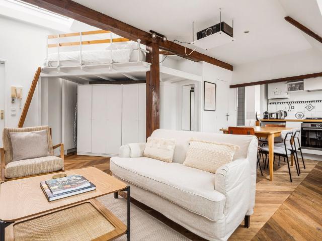 Charming Furnished 1 Bedroom in Paris, Paris Amsterdam Apartments for Rent